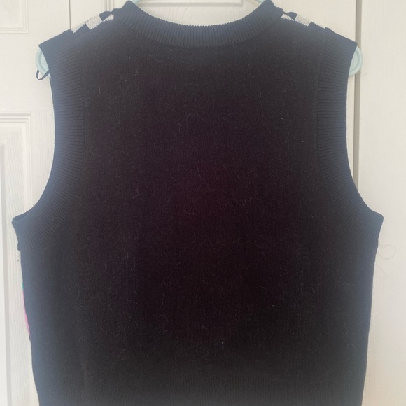 H&M Printed Cropped Sweater Vest - Picture 2 of 3